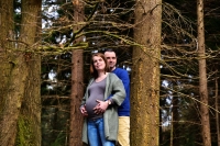 Zwangerschapsshoot in het bos