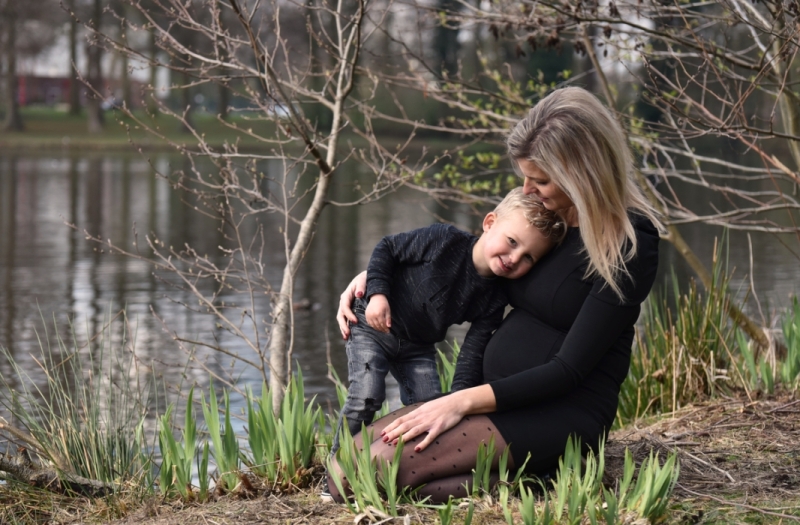 Zwangerschapsshoot met eerder kindje